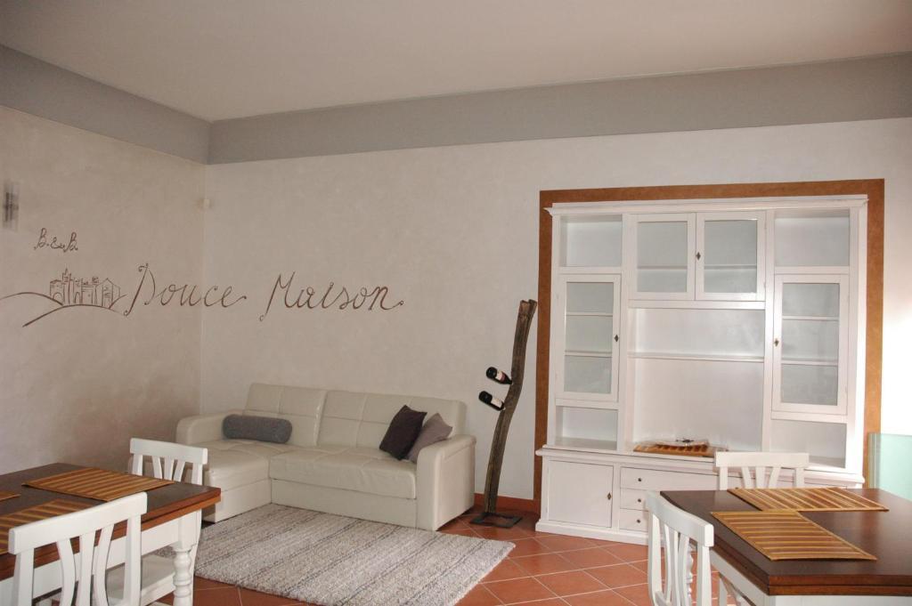 B&B Douce Maison Альба Экстерьер фото