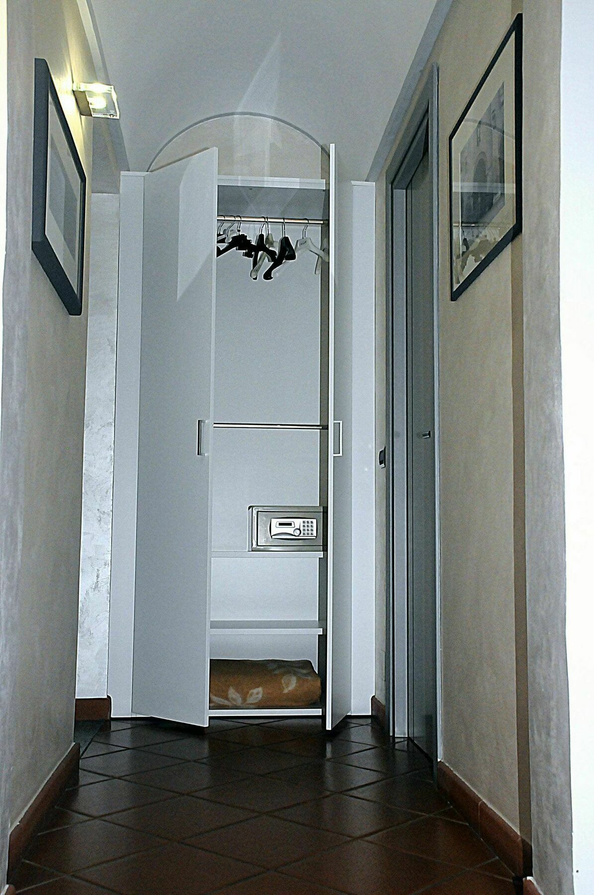 B&B Douce Maison Альба Экстерьер фото